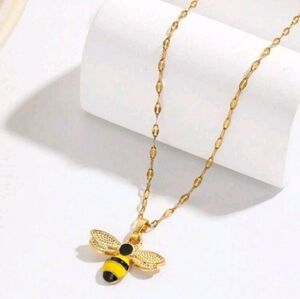 Bee Pendant Necklace